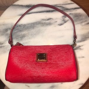 Dooney and Bourke clutch